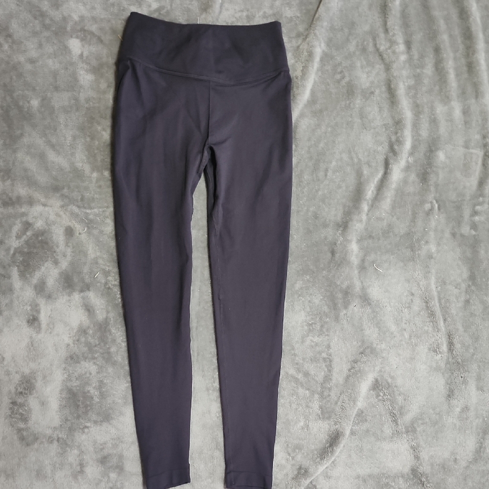 Womens Fabletics Sleek Seamless Highwaisted leggings.